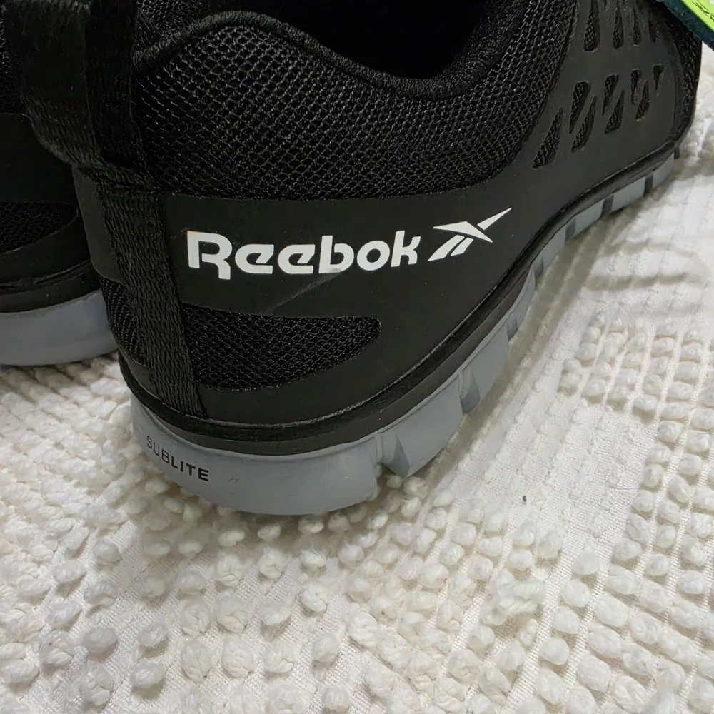 Reebok Sublite Mens 7.5 Alloy Safety Toe Work Shoes Black Slip Resist Electrical